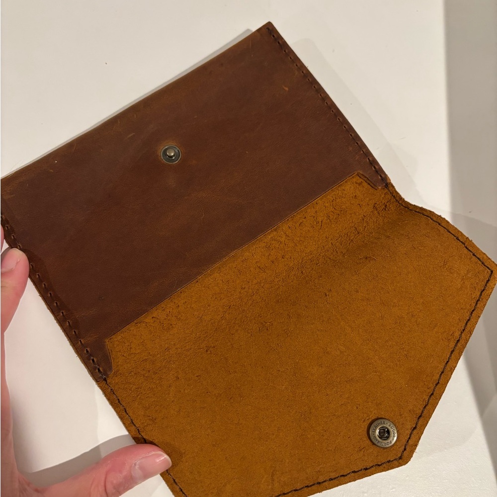 Portland Leather Brown Envelope Wallet Clutch - Picture 3 of 4